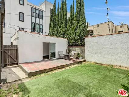 $1,150,000 | Undisclosed Address, Los Angeles, CA 90019