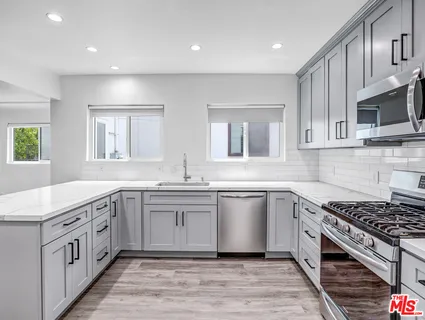 $1,150,000 | Undisclosed Address, Los Angeles, CA 90019