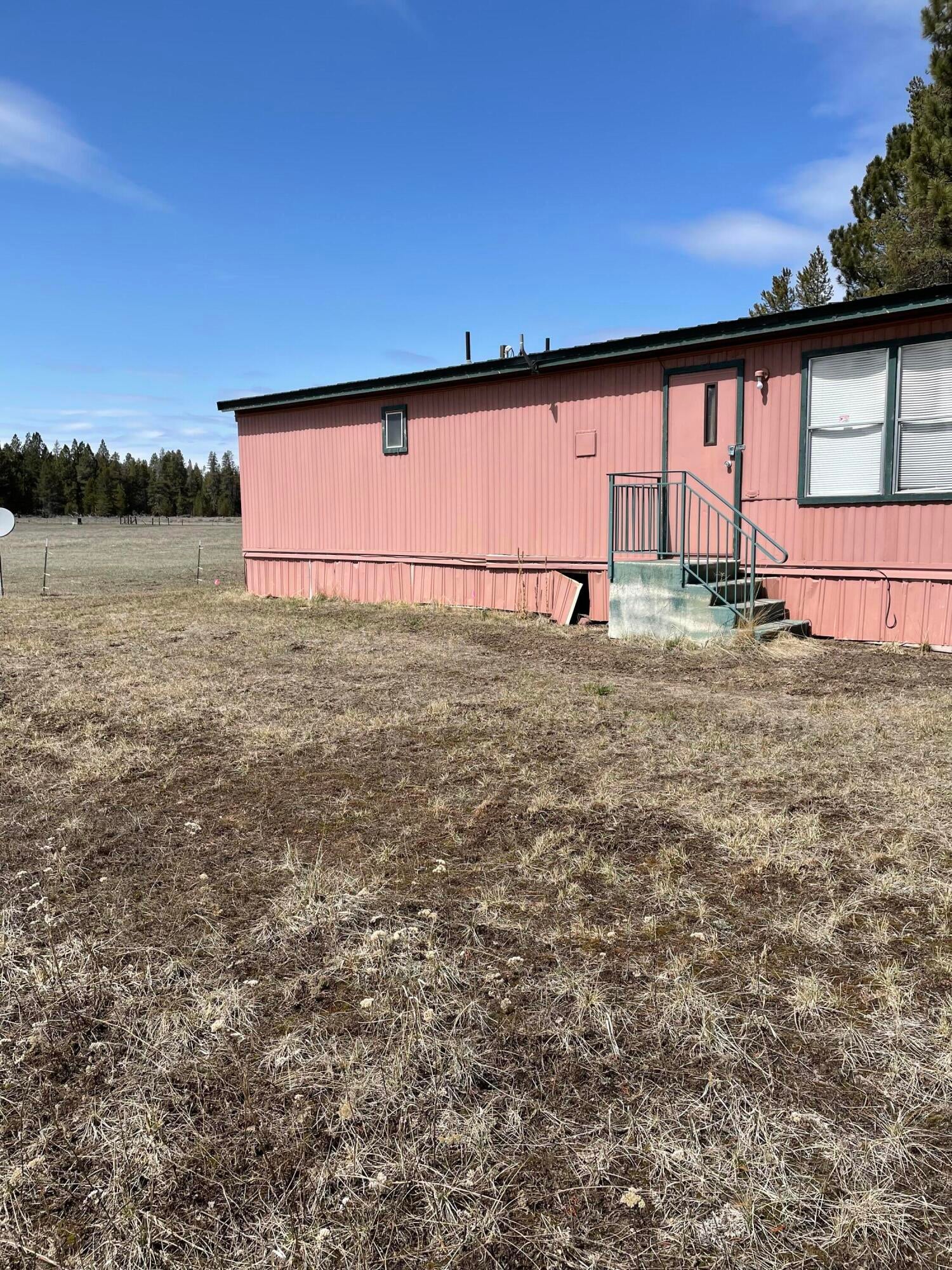 40040 9 Mile Road Chiloquin, OR 97624 - Photo 23 of 34 23