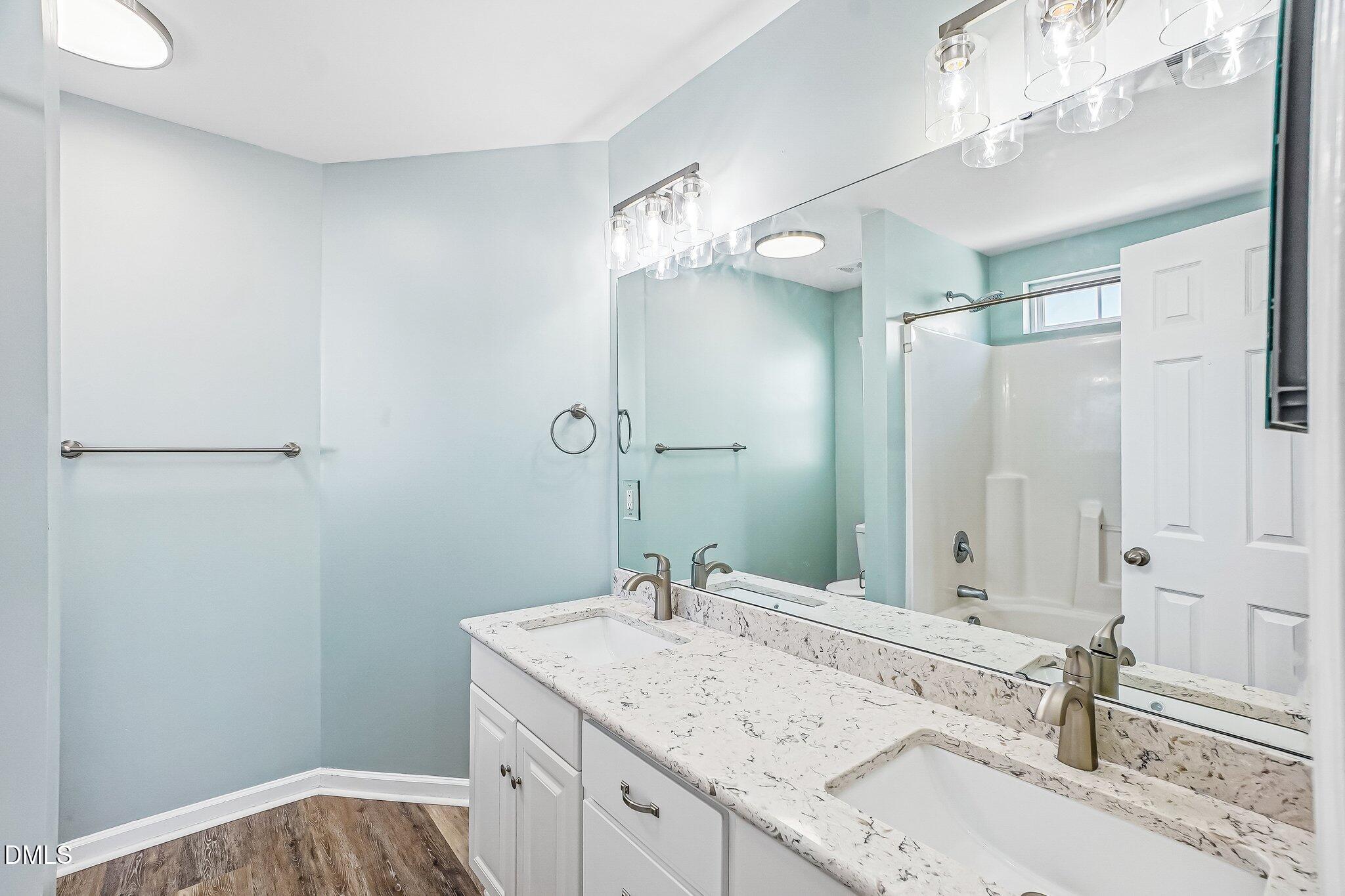 1404 Springshire Court Raleigh, NC 27610 - Photo 18 of 28 22-web-or-mls-Springshire Ct-S1505-022