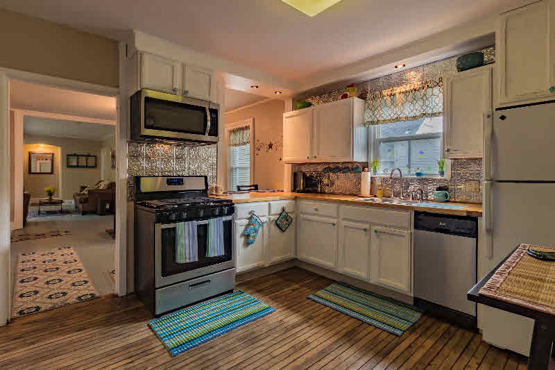 2140 4th Street Bay City, MI 48708 - Photo 4 of 17 Gallery Image 4