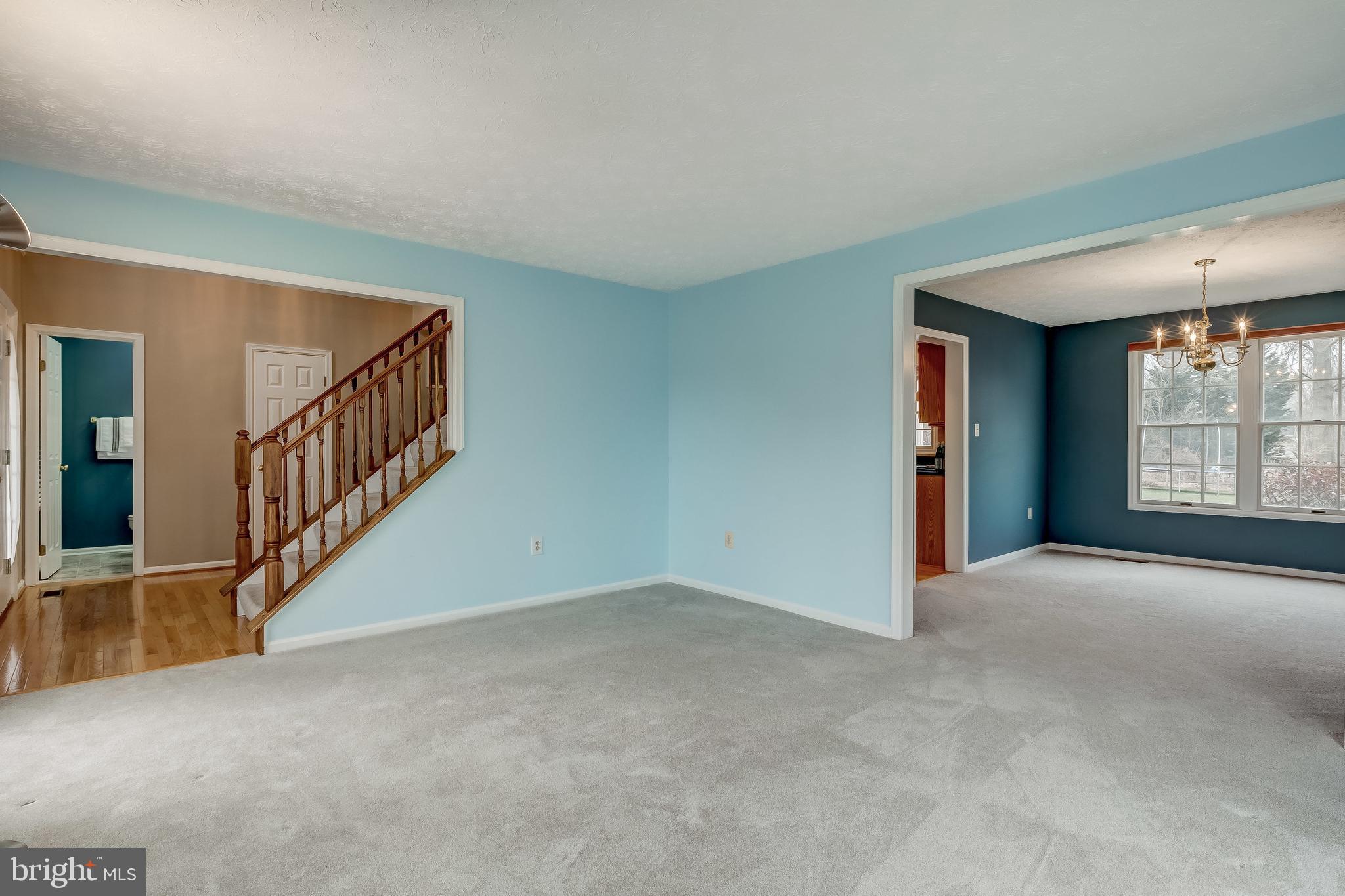 10241 Wetherburn Road Ellicott City, MD 21042 - Photo 4 of 45 Living Room