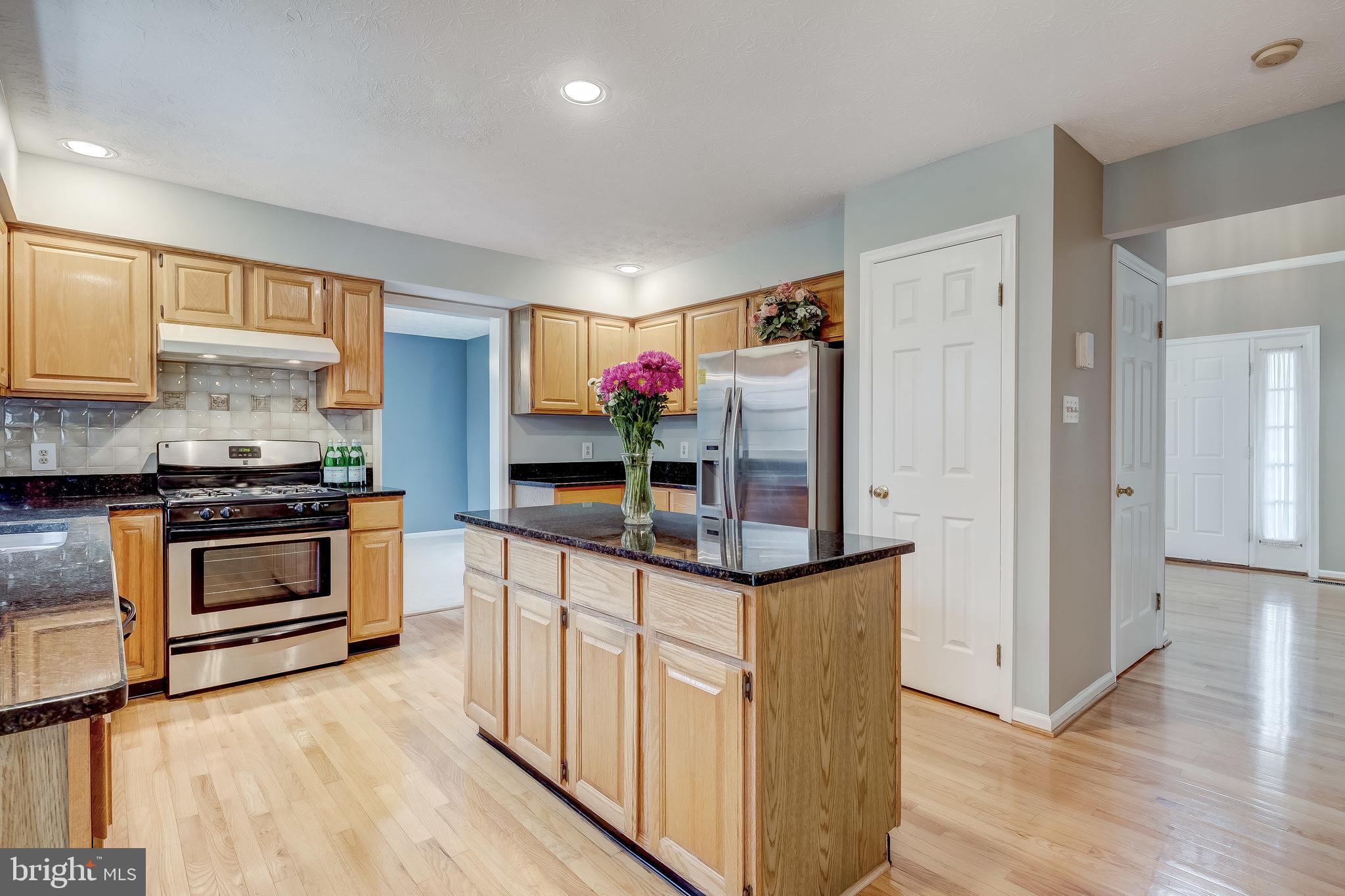 10241 Wetherburn Road Ellicott City, MD 21042 - Photo 9 of 45 Kitchen