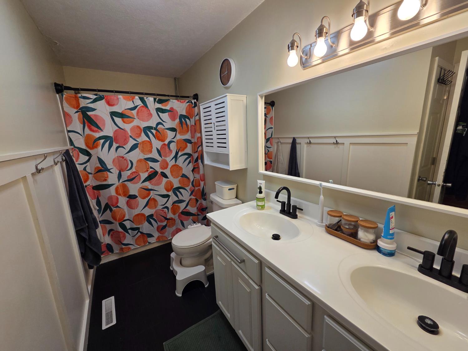 9436 Florence Hill Road Florence, IN 47020 - Photo 11 of 32 Gallery Image 11