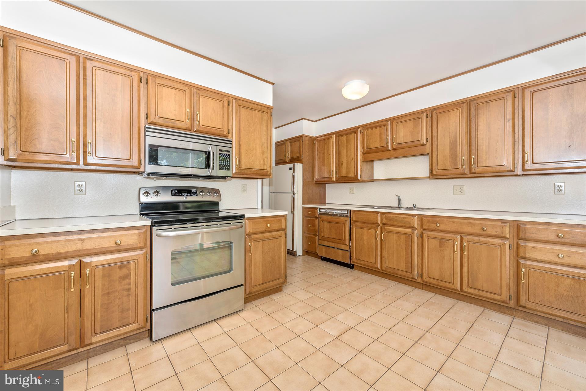 15905 Union Chapel Road Woodbine, MD 21797 - Photo 18 of 30 Kitchen