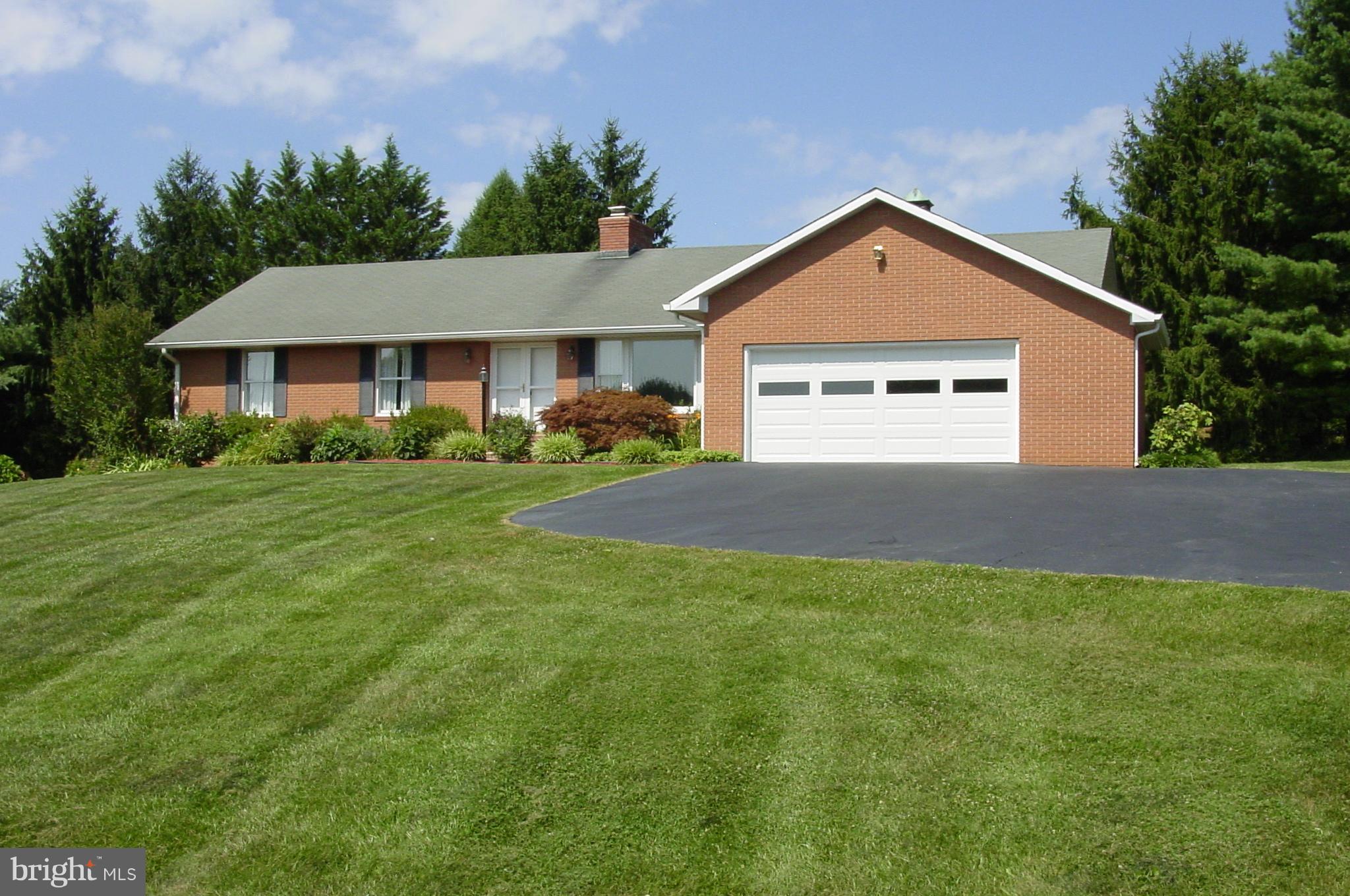 Exterior (Front)   View of the Drive and Garage fr