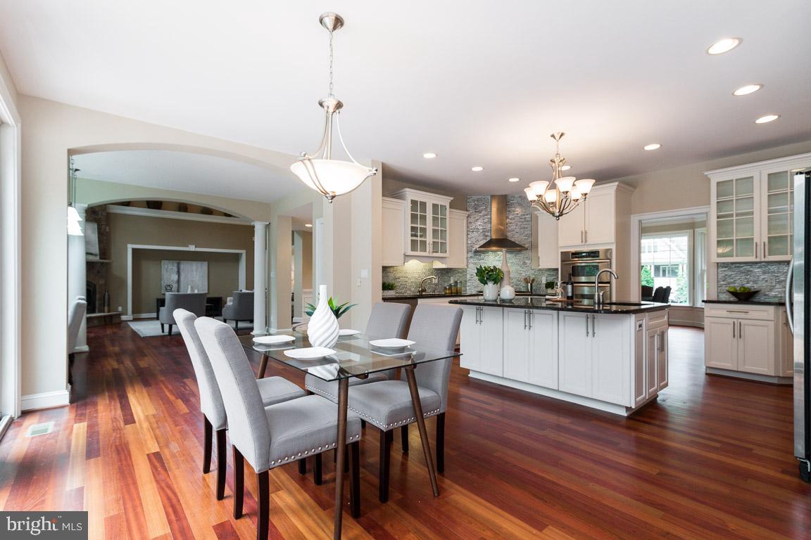 313 Adahi Road Southeast Vienna, VA 22180 - Photo 15 of 82 Gallery Image 15