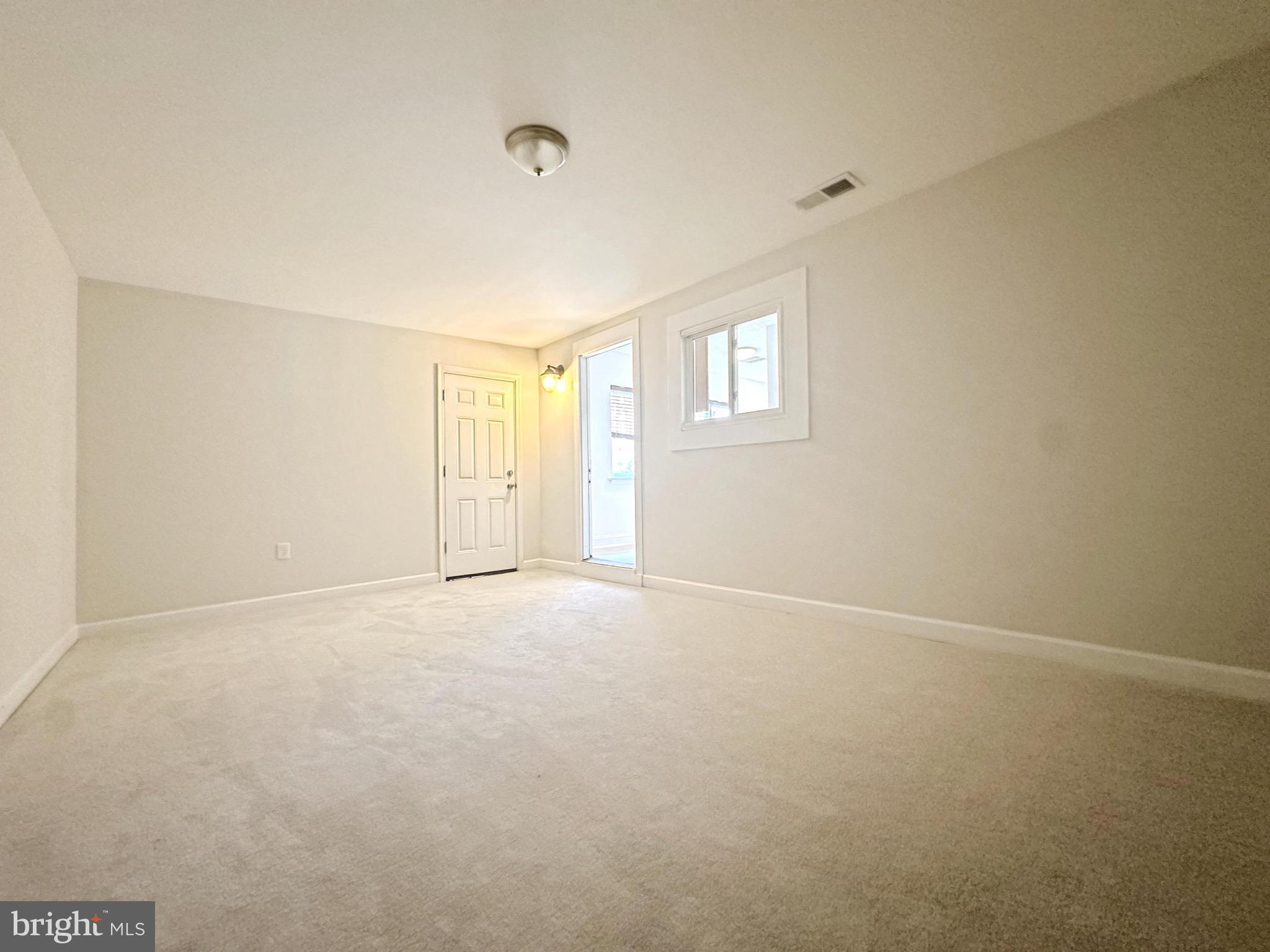 2215 Sanibel Drive Reston, VA 20191 - Photo 10 of 24