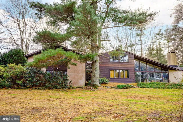 $3,250 | 34 Heather Lane, Princeton, NJ 08540