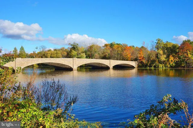 $3,250 | 34 Heather Lane, Princeton, NJ 08540