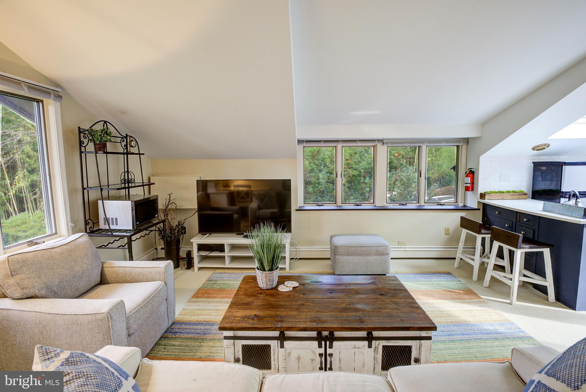 34 Heather Lane Princeton, NJ 08540 - Photo 3 of 21