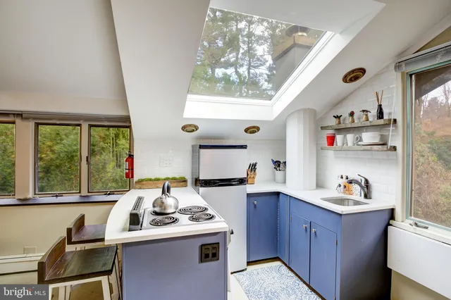 $3,250 | 34 Heather Lane, Princeton, NJ 08540