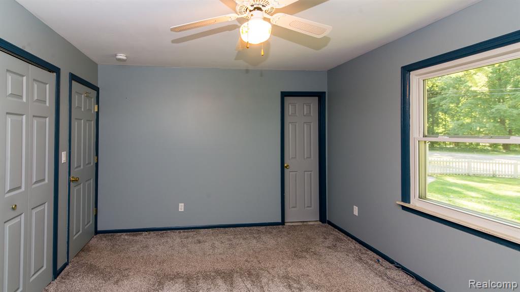 41700 Riggs Road Belleville, MI 48111 - Photo 17 of 47