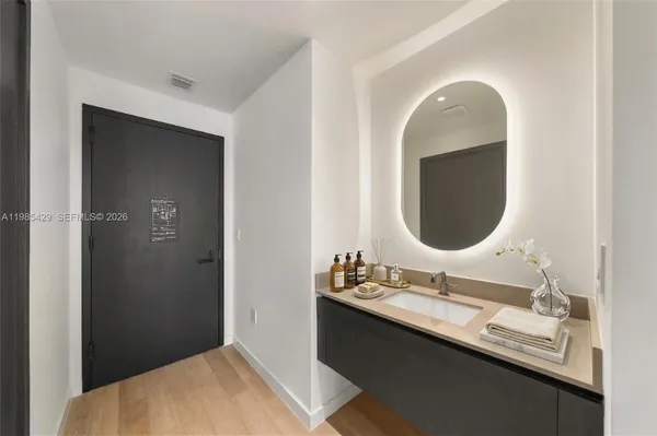 $449,900 | 20 Northeast 11th Street, Unit 2306B, Miami, FL 33132