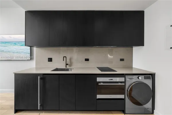 $449,900 | 20 Northeast 11th Street, Unit 2306B, Miami, FL 33132