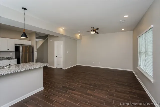 $1,795 | 2059 Paddle Wheel Drive, Jeffersonville, IN 47130