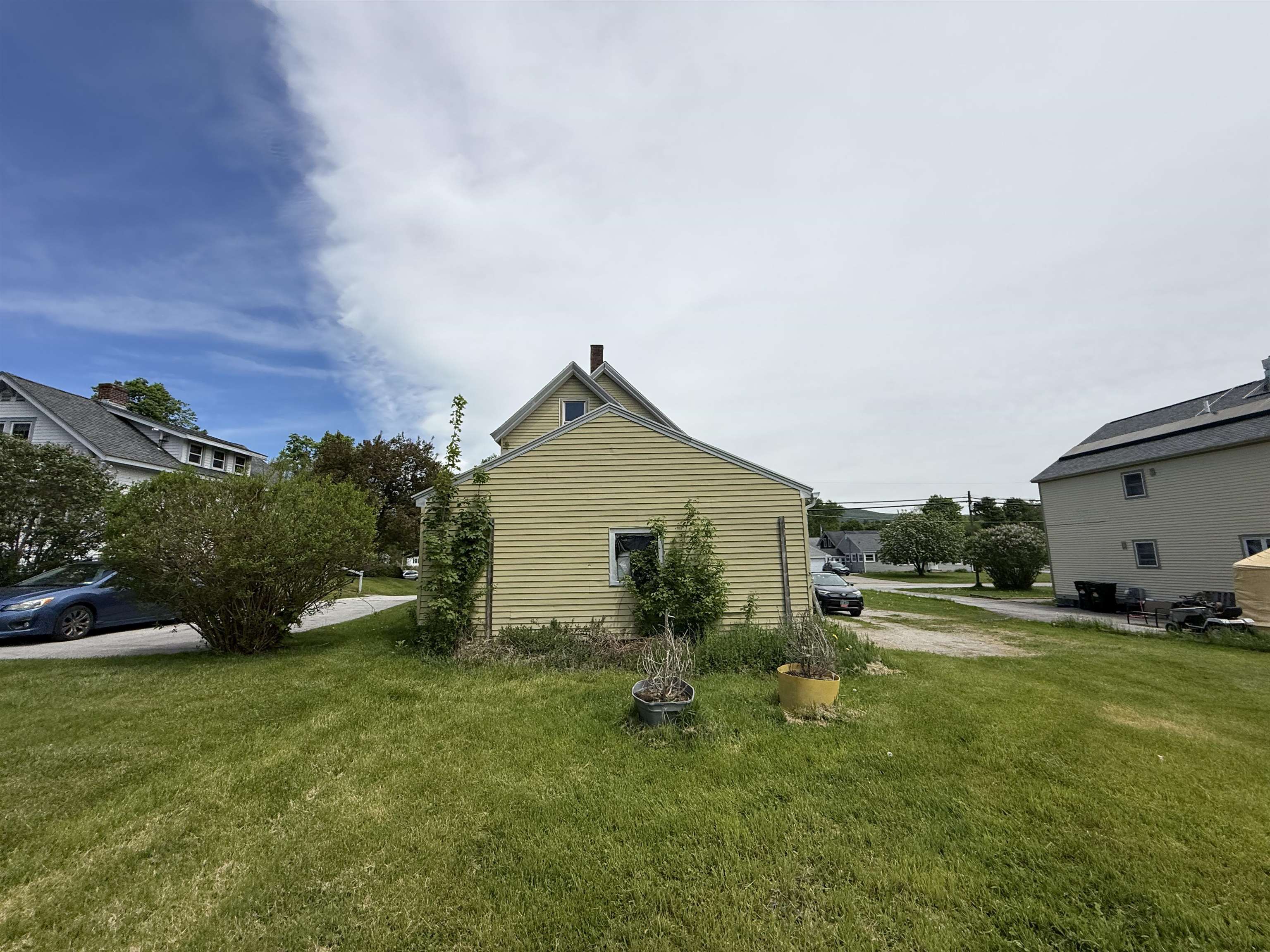 203 Lincoln Avenue Rutland, VT 05701 - Photo 4 of 44