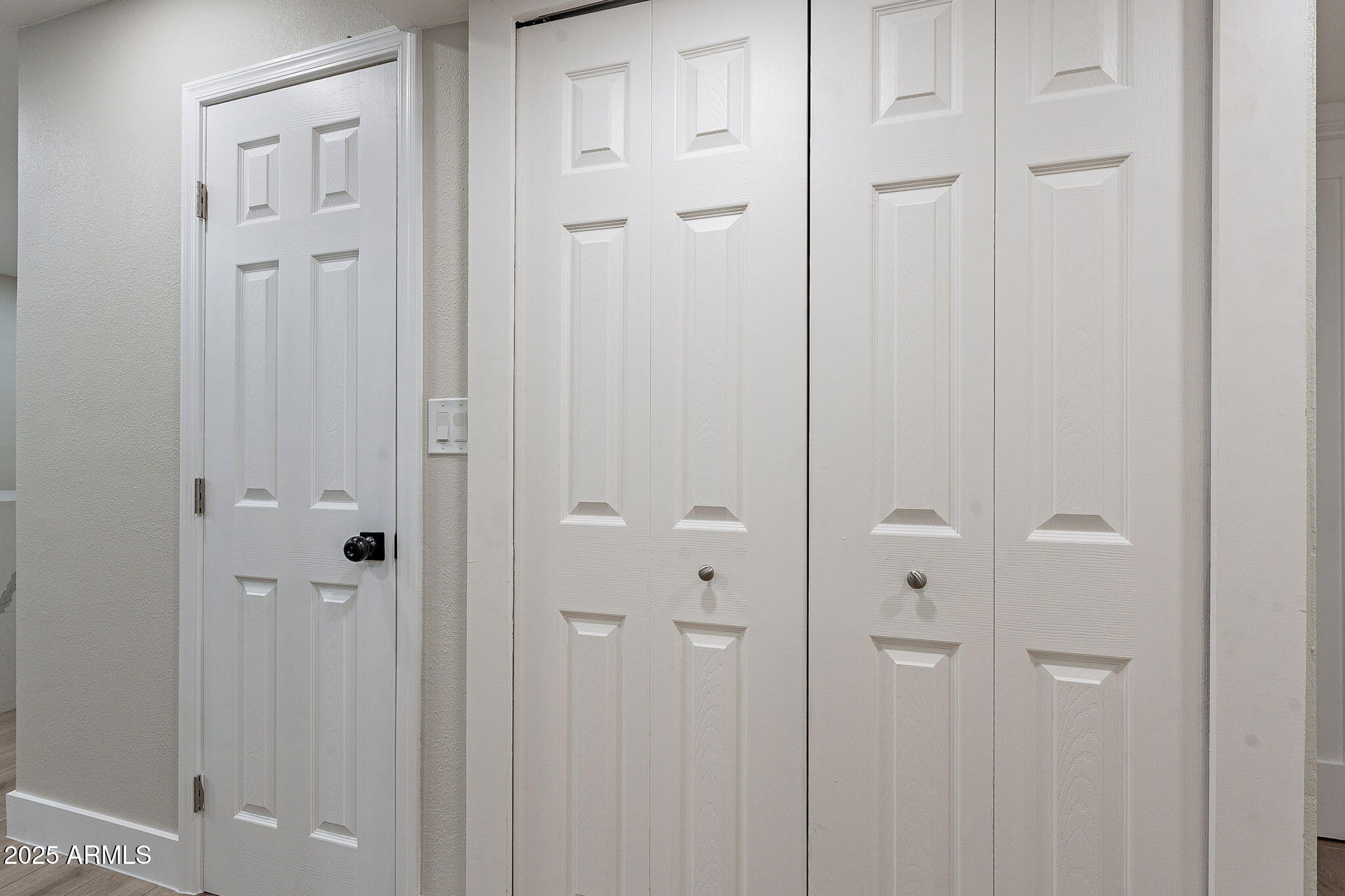 745 East Pierce Street Phoenix, AZ 85006 - Photo 19 of 39 a view of a bathroom with a shower
