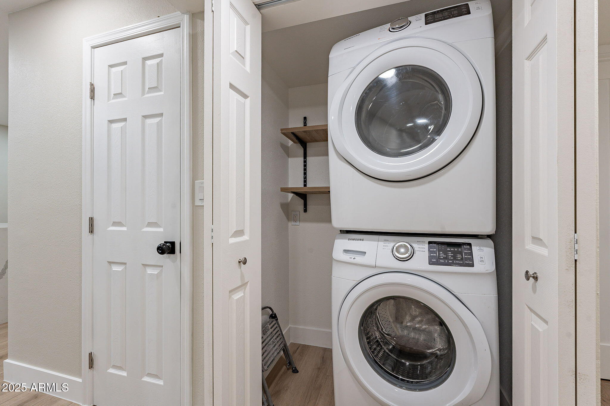 745 East Pierce Street Phoenix, AZ 85006 - Photo 32 of 39 a utility room with dryer and washer