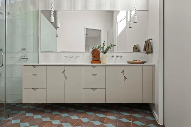 a view of washer and dryer