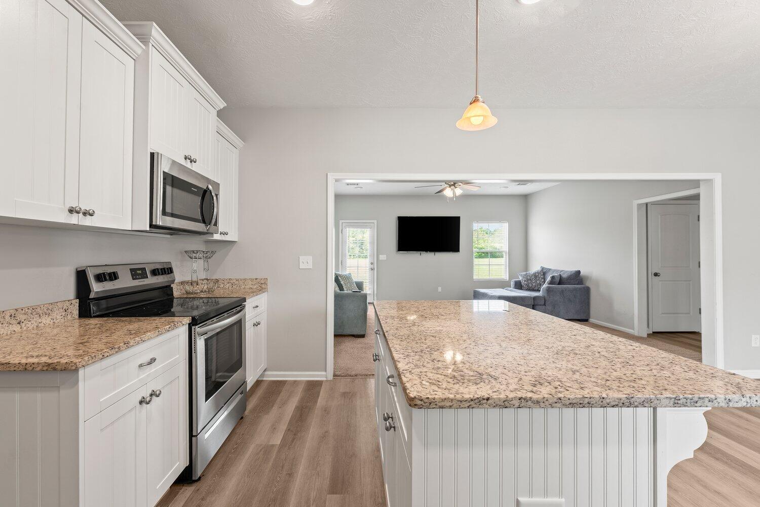 1421 Oak Lane Thomson, GA 30824 - Photo 12 of 22 Kitchen