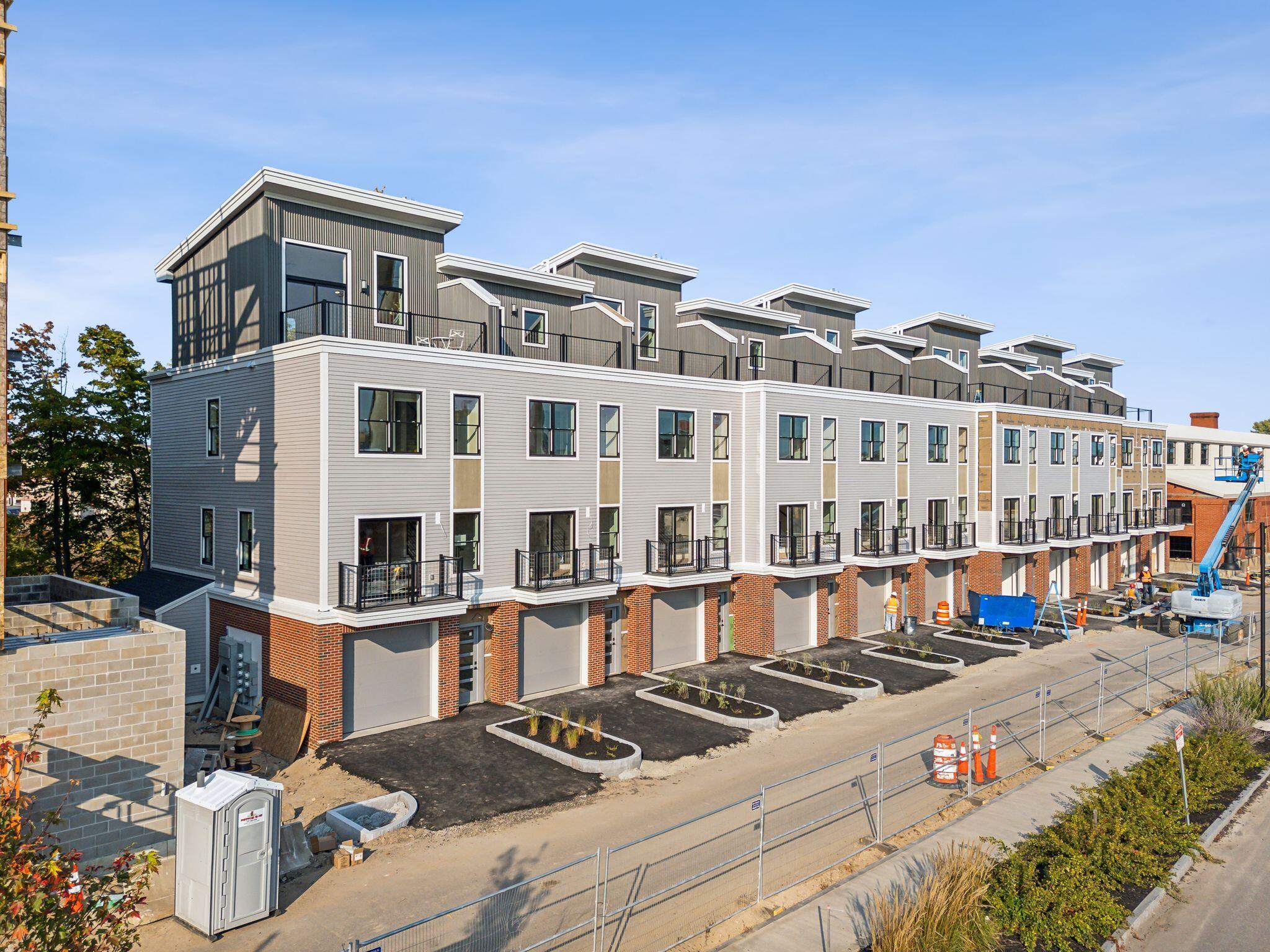 26 Upper Falls Road, Unit 107 Biddeford, ME 04005 - Photo 4 of 44 8_DJI_20241003155000_0287_D