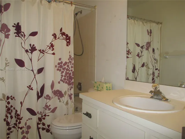 $219,000 | 6531 Southeast Federal Highway, Unit D112, Stuart, FL 34997