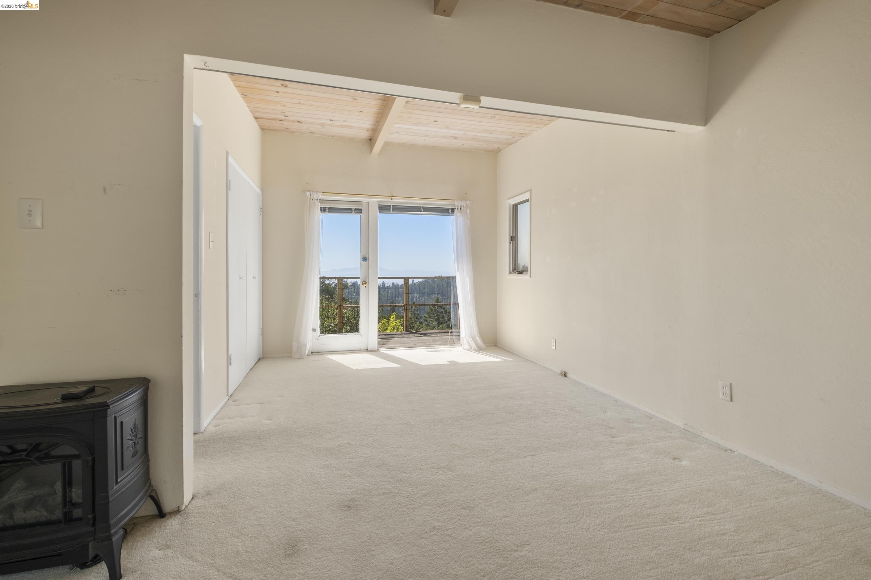 7279 Snake Road Oakland, CA 94611 - Photo 17 of 50