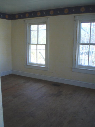 599 Battlefield Road New Hope, VA 24437 - Photo 6 of 12 an empty room with a window