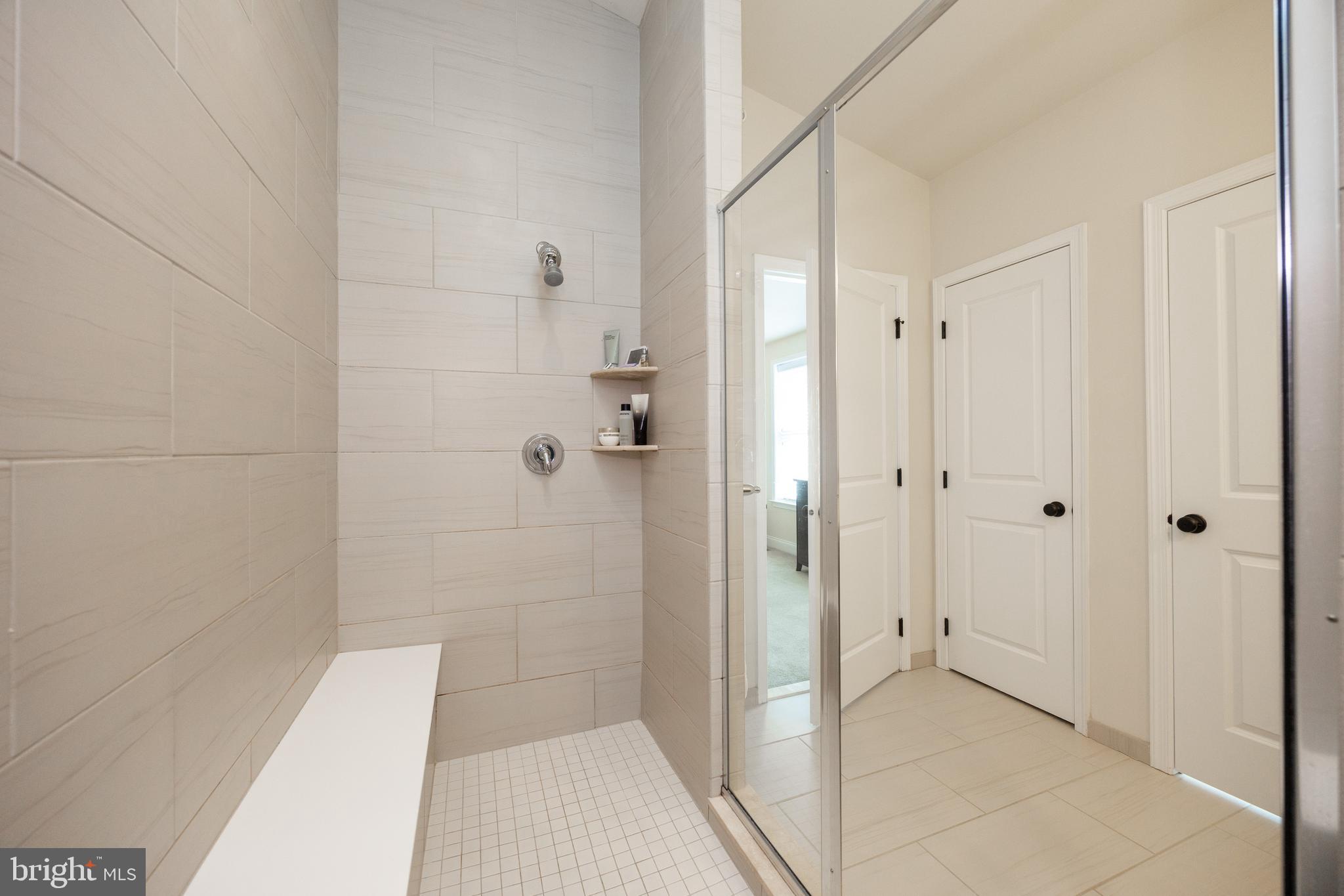 205 Murray Lane Springfield, PA 19064 - Photo 26 of 37 a bathroom with a shower