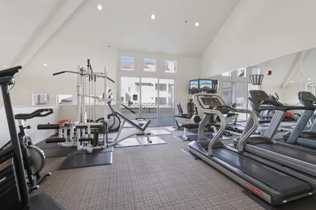 $1,188,000 | 1951 O'Farrell Street, Unit 404, San Mateo, CA 94403