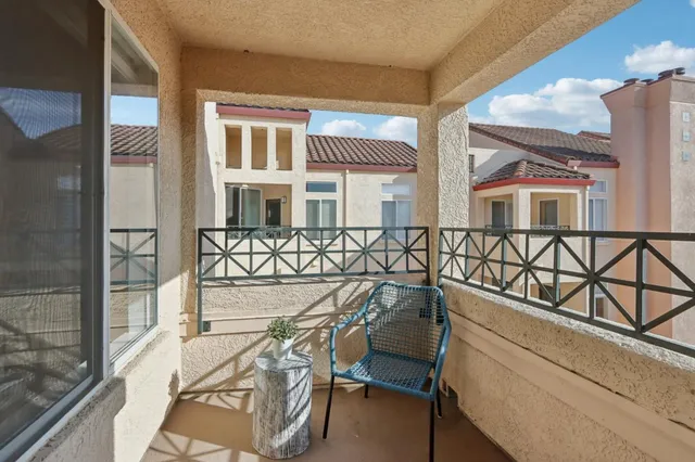 $1,188,000 | 1951 O'Farrell Street, Unit 404, San Mateo, CA 94403