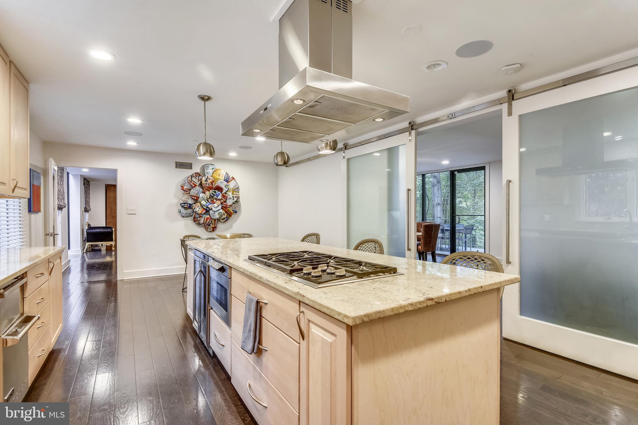1334 Potomac School Road McLean, VA 22101 - Photo 11 of 61 Kitchen