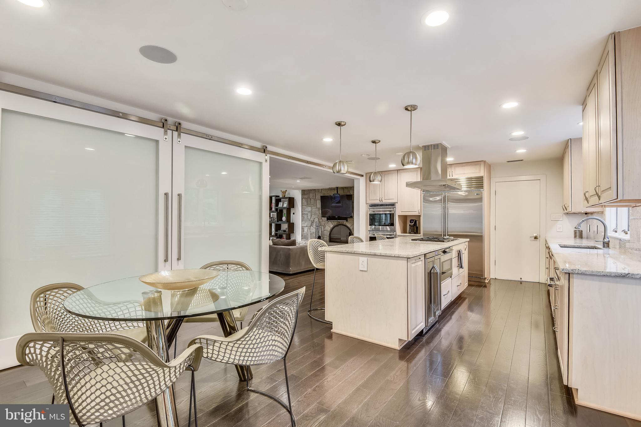 1334 Potomac School Road McLean, VA 22101 - Photo 13 of 61 Breakfast Area/Kitchen