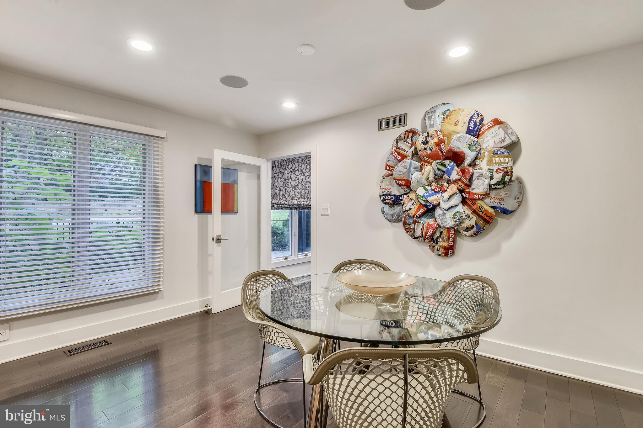 1334 Potomac School Road McLean, VA 22101 - Photo 14 of 61 Breakfast Area