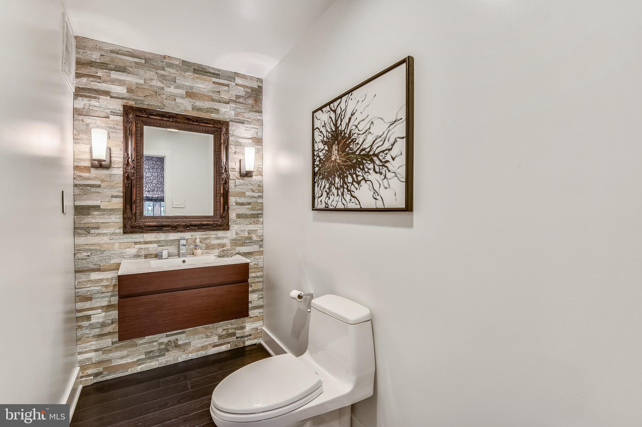 1334 Potomac School Road McLean, VA 22101 - Photo 26 of 61 Powder Room