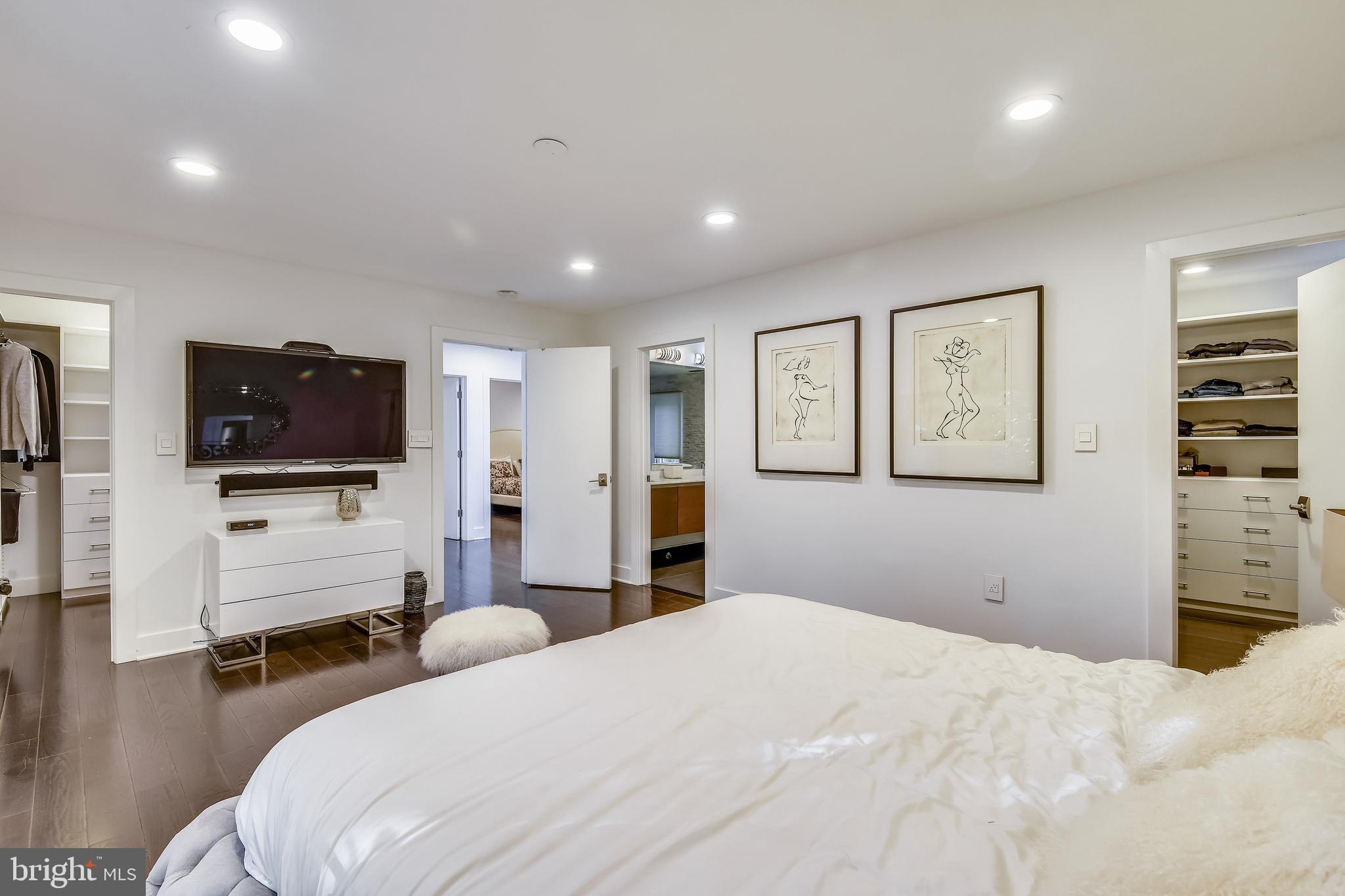 1334 Potomac School Road McLean, VA 22101 - Photo 31 of 61 Primary Bedroom