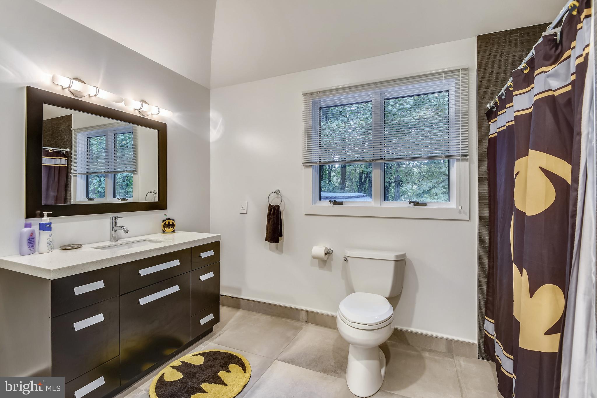 1334 Potomac School Road McLean, VA 22101 - Photo 41 of 61 Full Bath on Upper Level