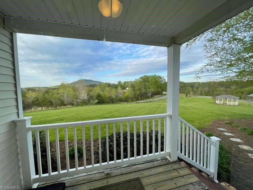 2068 Bowen Road Pinnacle, NC 27043 - Photo 3 of 50