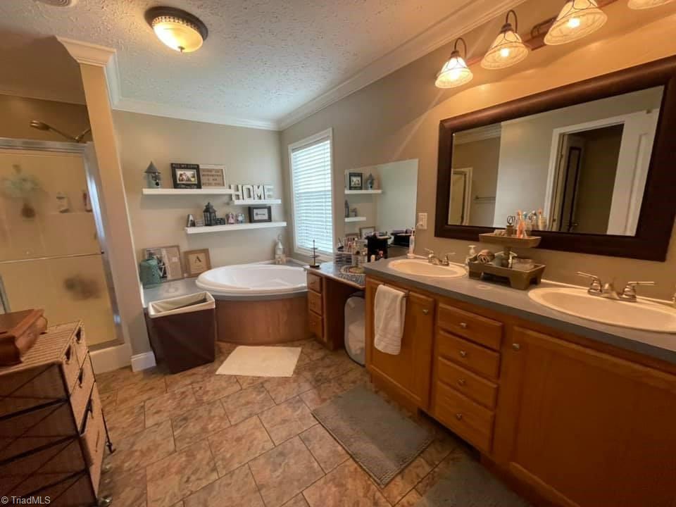 2068 Bowen Road Pinnacle, NC 27043 - Photo 29 of 50