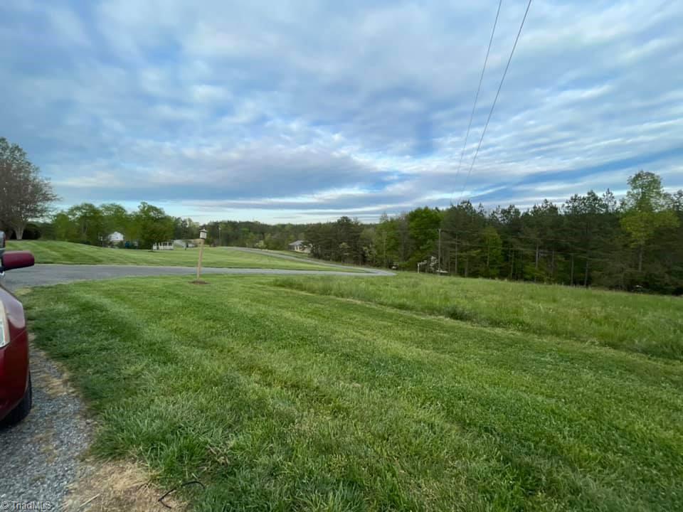 2068 Bowen Road Pinnacle, NC 27043 - Photo 36 of 50