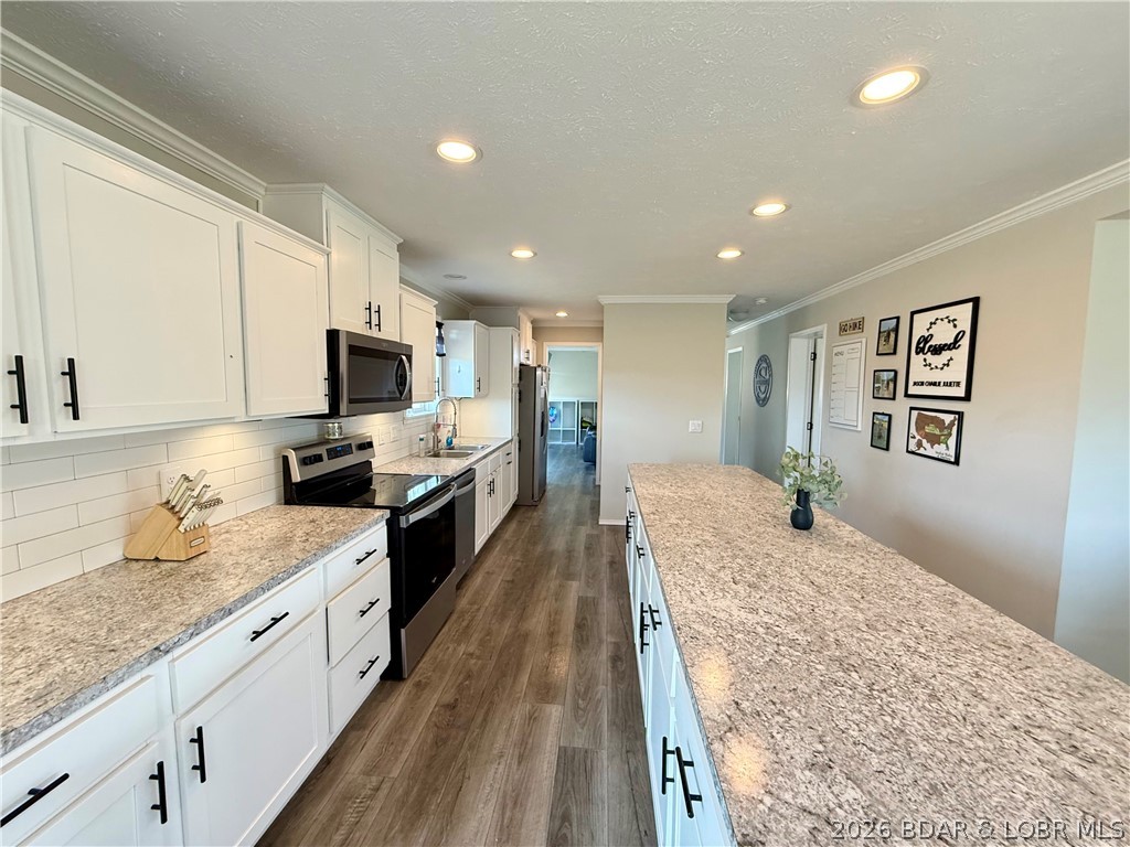 3182 Big Buffalo Road Stover, MO 65078 - Photo 3 of 59 Beautiful kitchen and cabinets