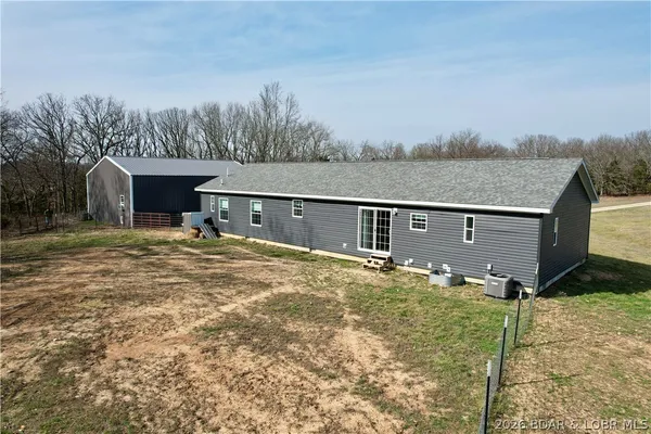 $594,500 | 3182 Big Buffalo Road, Stover, MO 65078