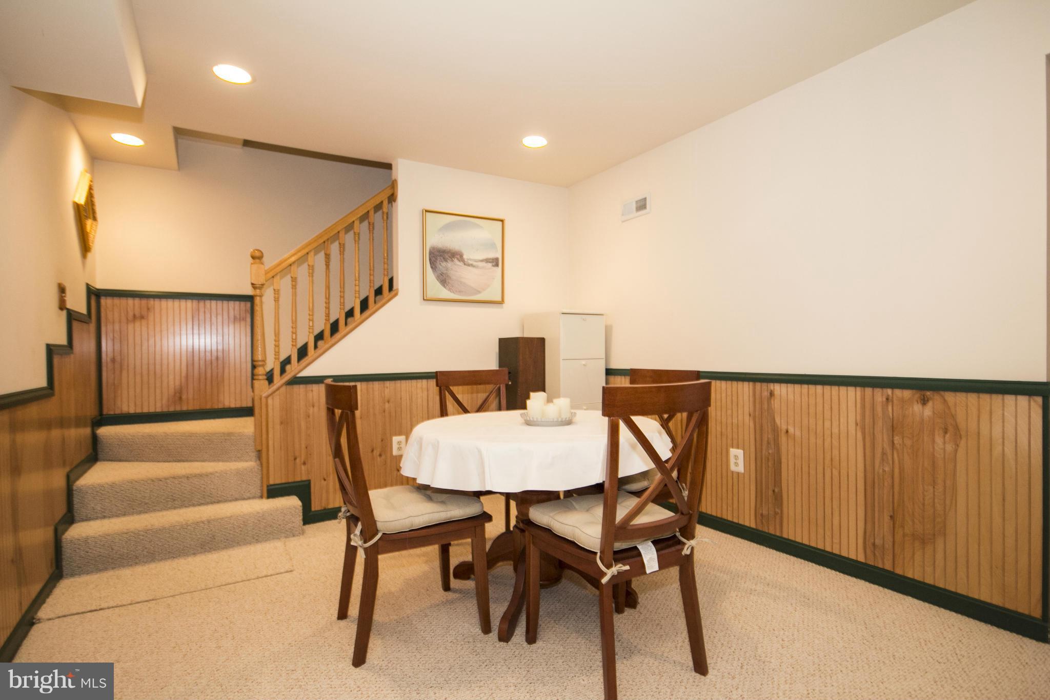 9505 Stoneoak Road Baltimore, MD 21236 - Photo 22 of 25 Interior (General)
