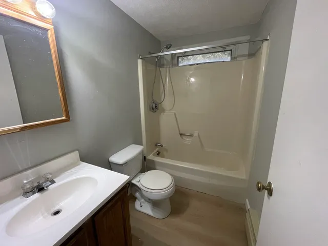 $1,500 | 17 Kingsley Court, Unit 5, Rutland, VT 05701