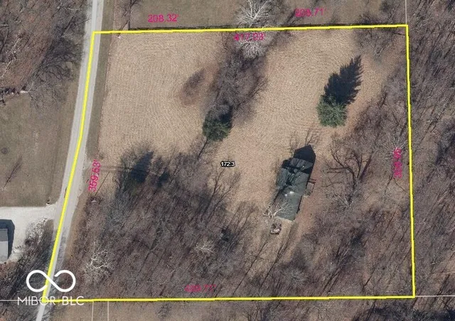 $270,000 | 6868 South Old US Highway 63, Hillsdale, IN 47854