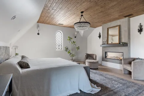 $3,999,000 | 1426 McGavock Pike, Nashville, TN 37216