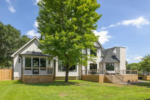 $3,999,000 | 1426 McGavock Pike, Nashville, TN 37216