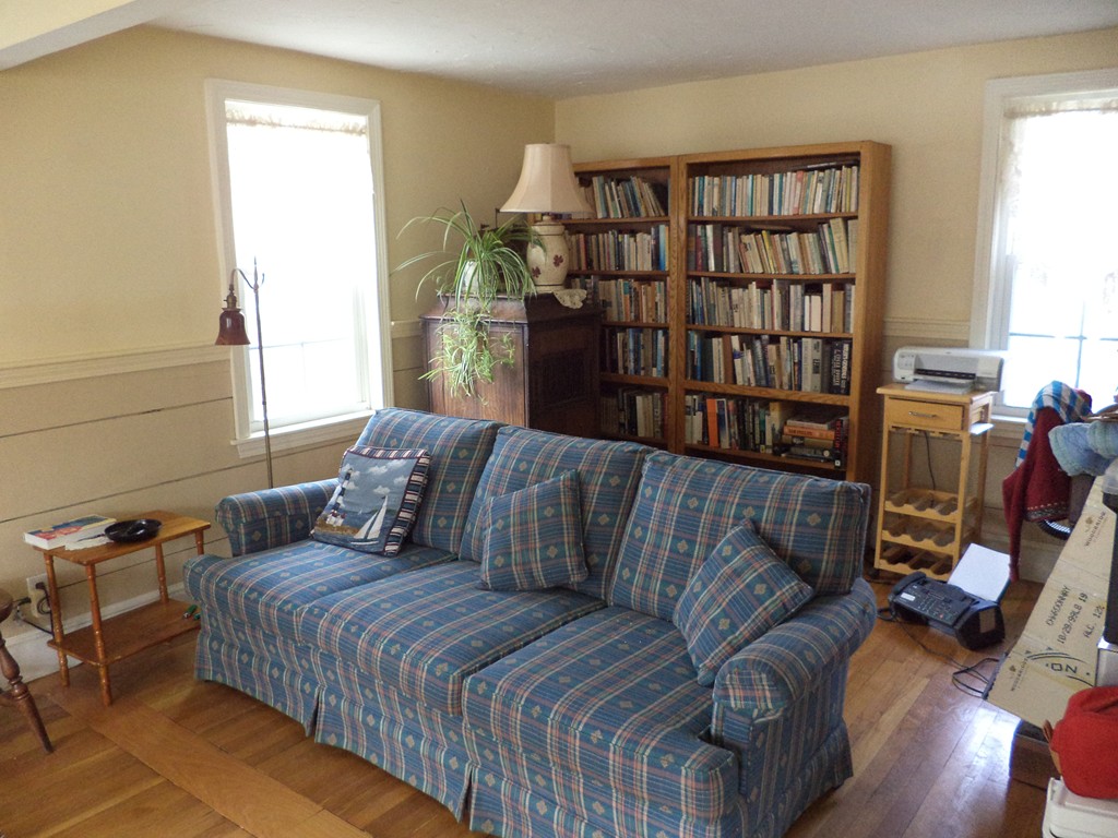58 Weyham Road Weymouth, MA 02191 - Photo 11 of 24