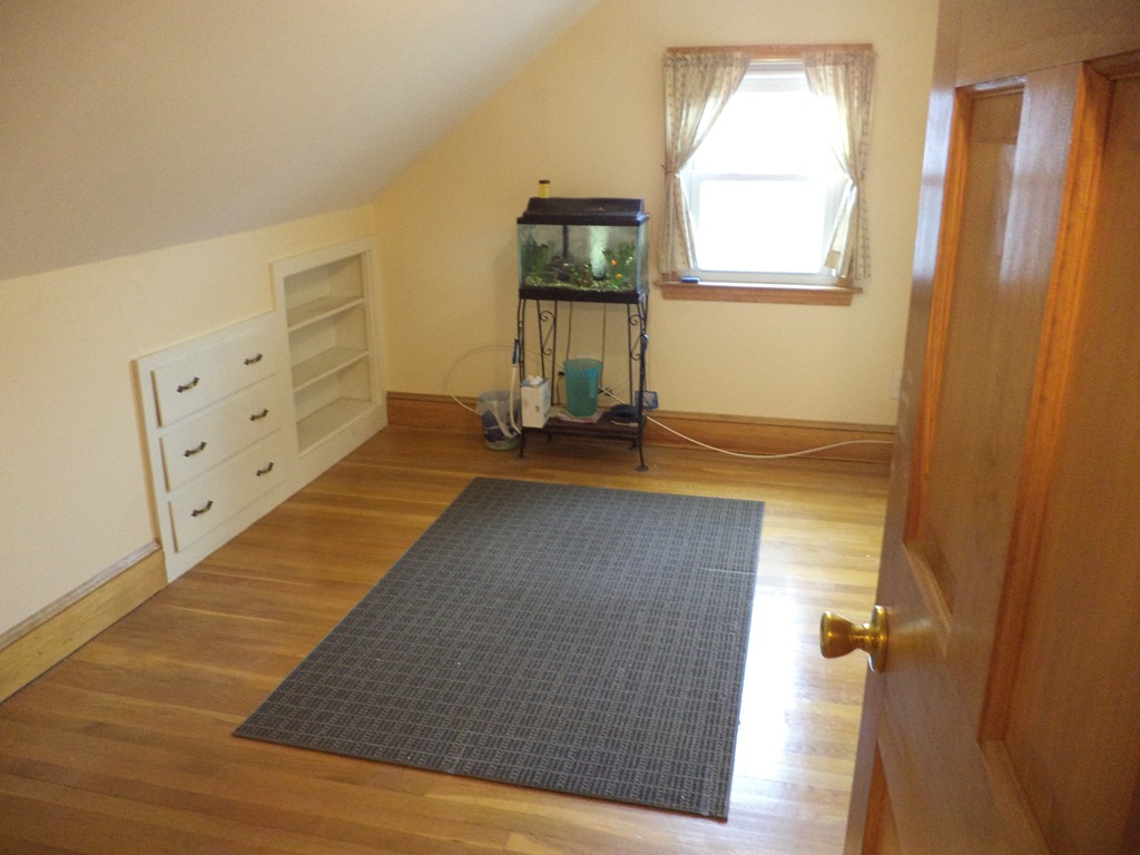58 Weyham Road Weymouth, MA 02191 - Photo 13 of 24
